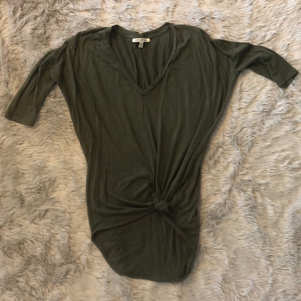 Size XS, Express Top